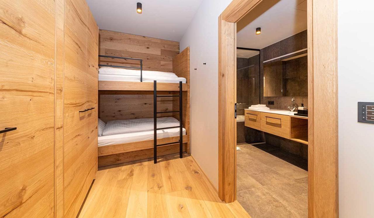 Alpinresortarlberg 1495 - Garni - Fruhstuck In Der Suite Schröcken Esterno foto